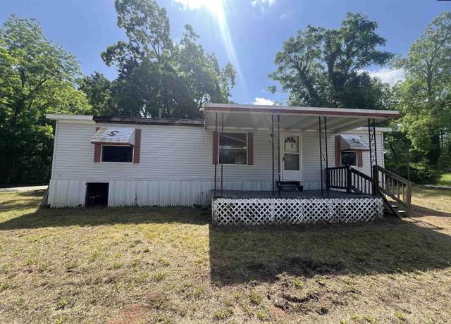 Property at 216 Cannon St, Newberry, SC 29108, 3 beds, 2 baths