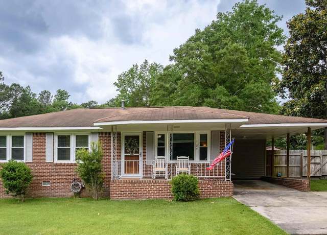 Property at 125 Fairlawn Ct, Columbia, SC 29203-1805, 2 beds, 2 baths