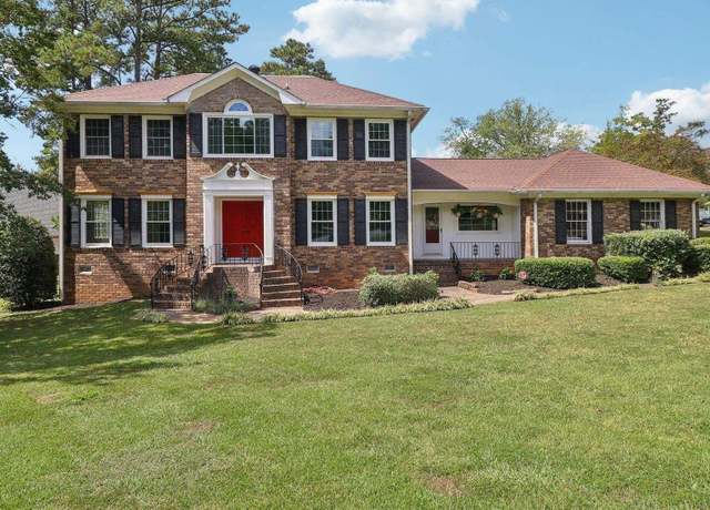 Property at 242 White Falls Dr, Columbia, SC 29212, 5 beds, 3.5 baths