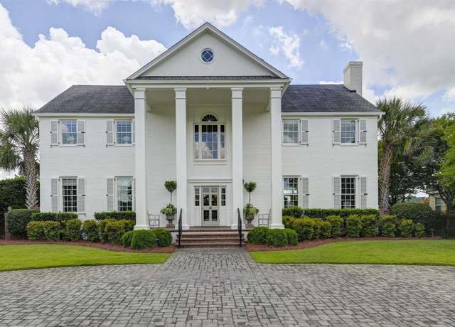 Property at 1609 Woodlake Dr, Columbia, SC 29206, 5 beds, 5.5 baths