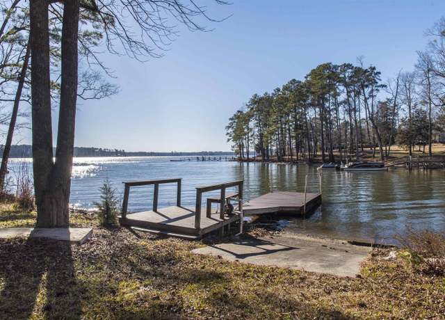 Property at 25 Holly Point Ln, Prosperity, SC 29127, 3 beds, 2 baths