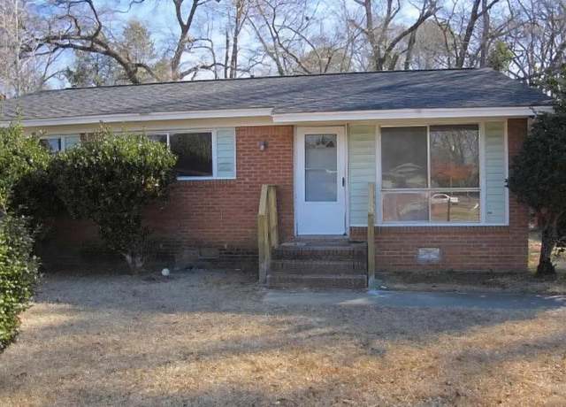 Property at 2956 Dell Dr, Columbia, SC 29209, 3 beds, 1 bath