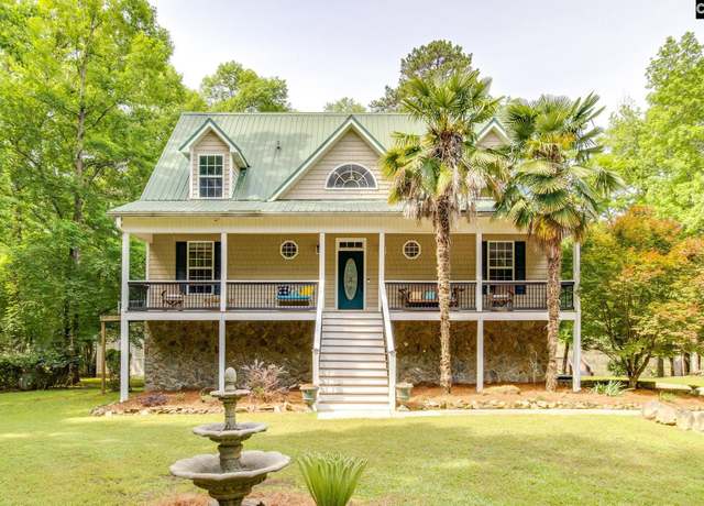 Property at 570 Wateree Key Ct, Winnsboro, SC 29180, 4 beds, 3.5 baths