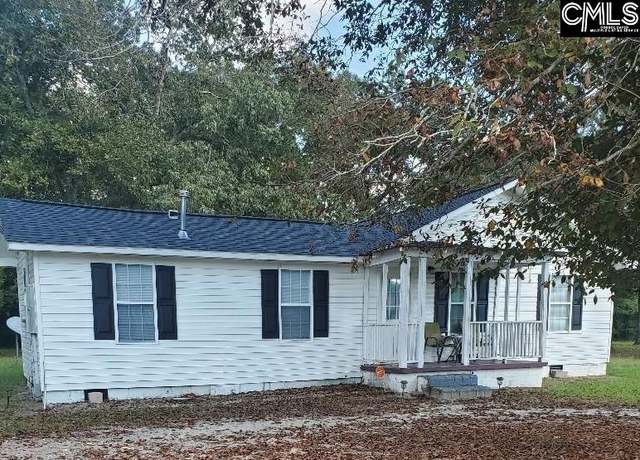 Property at 1518 Woodlawn Dr, Camden, SC 29020, 4 beds, 2 baths