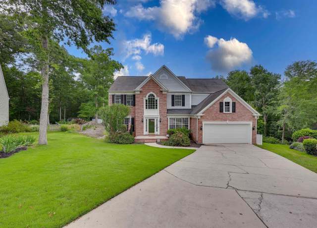 Property at 10 Queen Oak Ct, Irmo, SC 29063, 6 beds, 3.5 baths