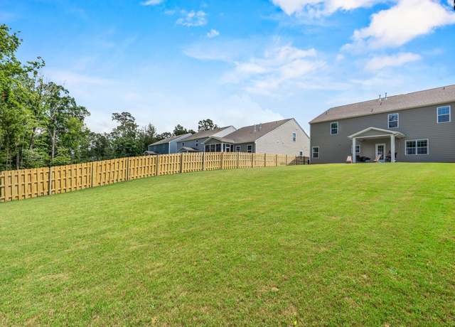 Property at 822 Marigold Ln, Lexington, SC 29072, 5 beds, 3.5 baths