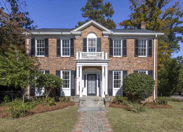 Property at 3811 Kilbourne Rd, Columbia, SC 29205, 3 beds, 2.5 baths