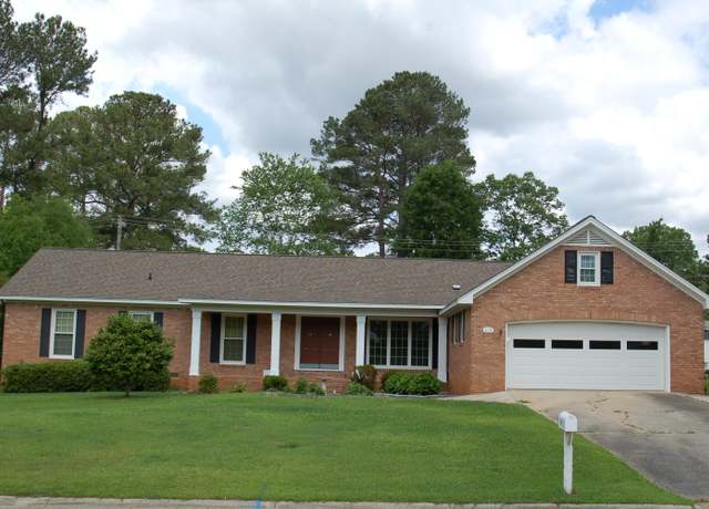 Property at 419 Kettering Dr, Columbia, SC 29210, 5 beds, 2.5 baths