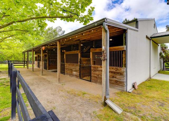 Property at 78 Foxwood Ln, Camden, SC 29020, 3 beds, 3 baths