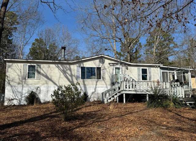 Property at 393 Calmont Dr, Swansea, SC 29160-8466, 3 beds, 2 baths