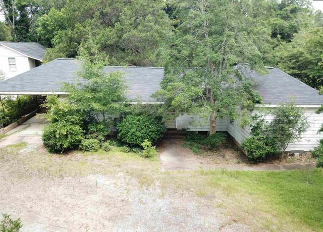 Property at 200 Friendship Rd, Camden, SC 29020, 2 beds, 2 baths