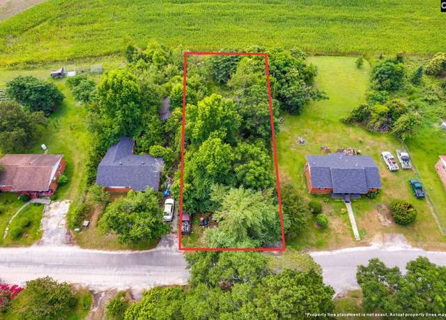 Property at 600 James St, Bishopville, SC 29010