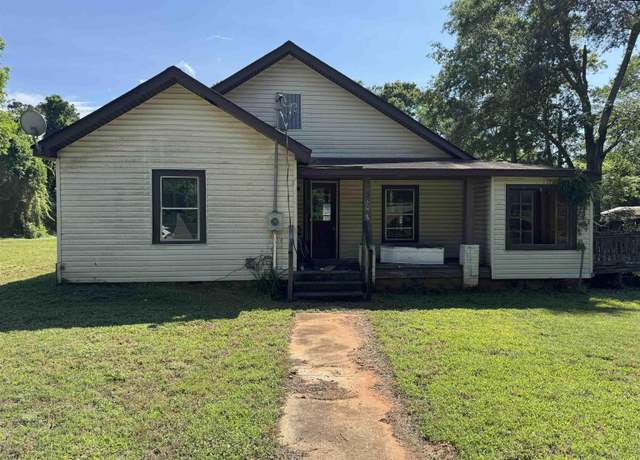 Property at 382 Fagan Rd, Winnsboro, SC 29180-8832, 3 beds, 1.5 baths
