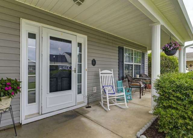 Property at 520 Blue Lake Dr, Lexington, SC 29072, 5 beds, 3.5 baths