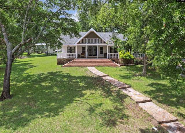 Property at 2442 Singleton Pt, Liberty Hill, SC 29074, 3 beds, 2 baths