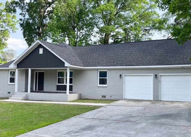 Property at 2016 Woodtrail Dr, Columbia, SC 29210, 3 beds, 2 baths