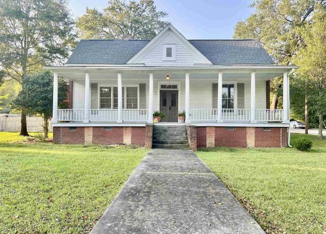 Property at 2023 Johnstone, Newberry, SC 29108, 4 beds, 2 baths