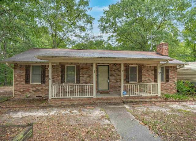 Property at 28 Hayfield Rd, Lugoff, SC 29078, 2 beds, 2 baths