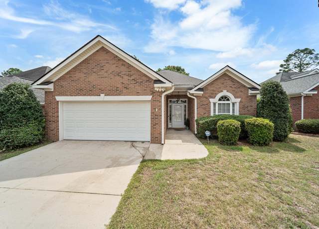 Property at 211 Faversham Ln, Columbia, SC 29229, 3 beds, 2 baths