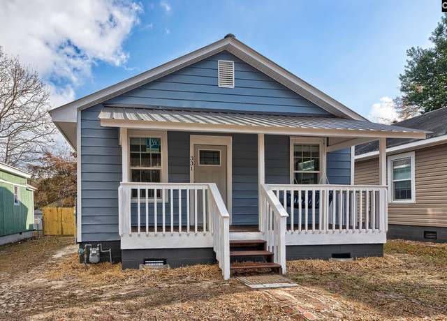 Property at 331 Railroad Ave, Lexington, SC 29072, 2 beds, 1 bath