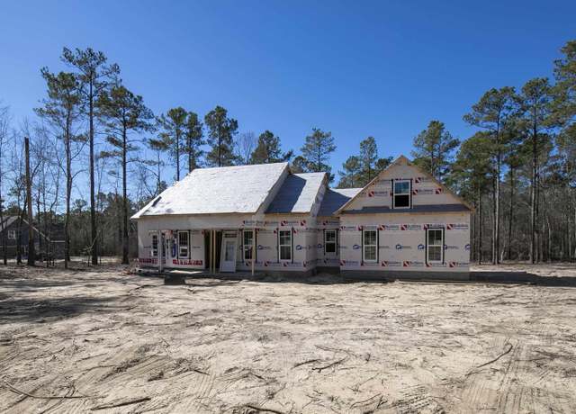 Property at 1149 Pine Grove Rd, Lugoff, SC 29078, 4 beds, 3 baths