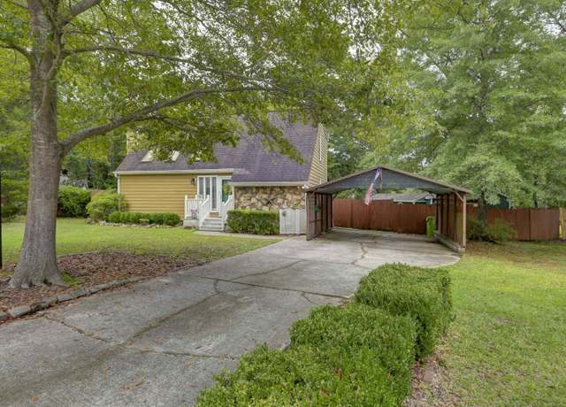 Property at 107 Cotswold Ct, Irmo, SC 29063, 3 beds, 2 baths