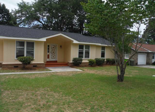 Property at 204 Inway Dr, Columbia, SC 29223, 3 beds, 2 baths