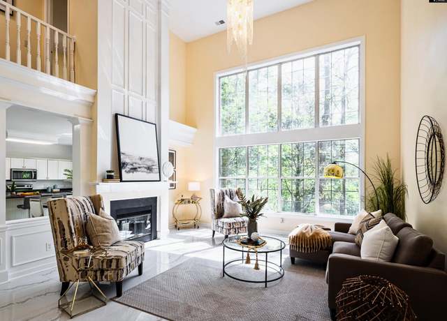 Property at 310 W Ashford Way, Irmo, SC 29063, 5 beds, 2.5 baths