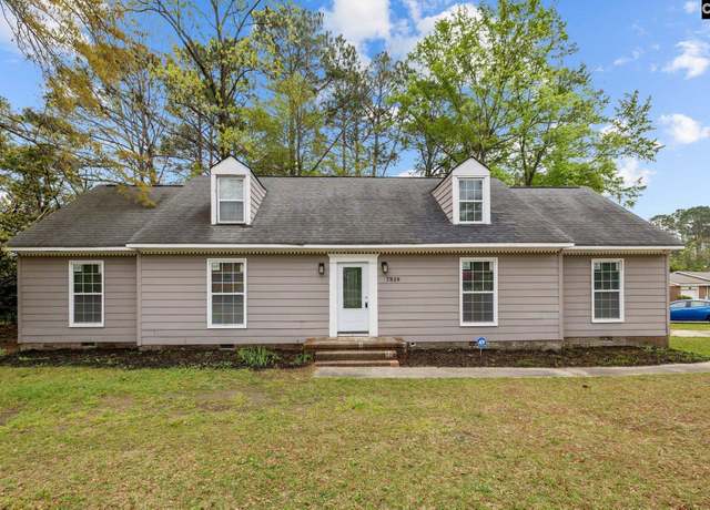 Property at 7819 Charles Towne Dr, Columbia, SC 29209, 4 beds, 2 baths