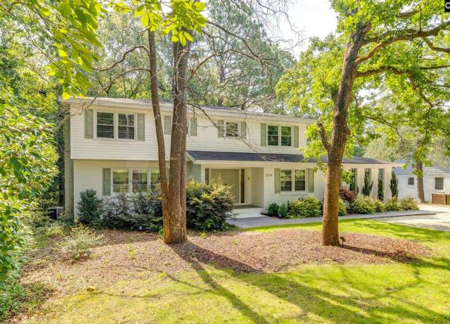 Property at 2214 Elkridge Dr, Camden, SC 29020, 5 beds, 3 baths
