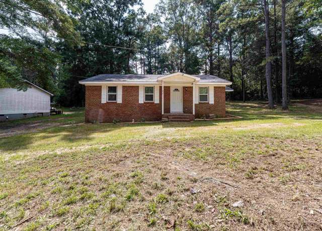 Property at 212 Eddie St, Batesburg, SC 29006, 3 beds, 1 bath