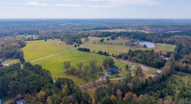 Photo of 212 Hammond Rd, Greenwood, SC 29646