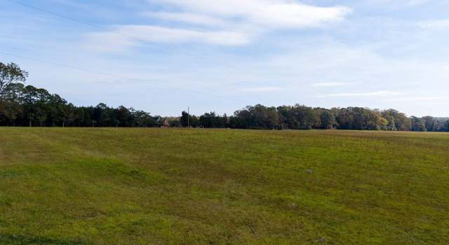 Photo of 212 Hammond Rd, Greenwood, SC 29646