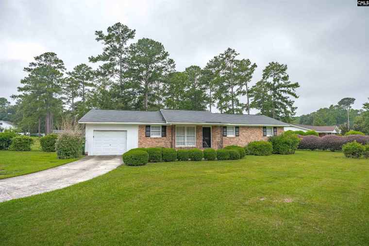 Photo of 3002 Woodway Ln Columbia, SC 29223