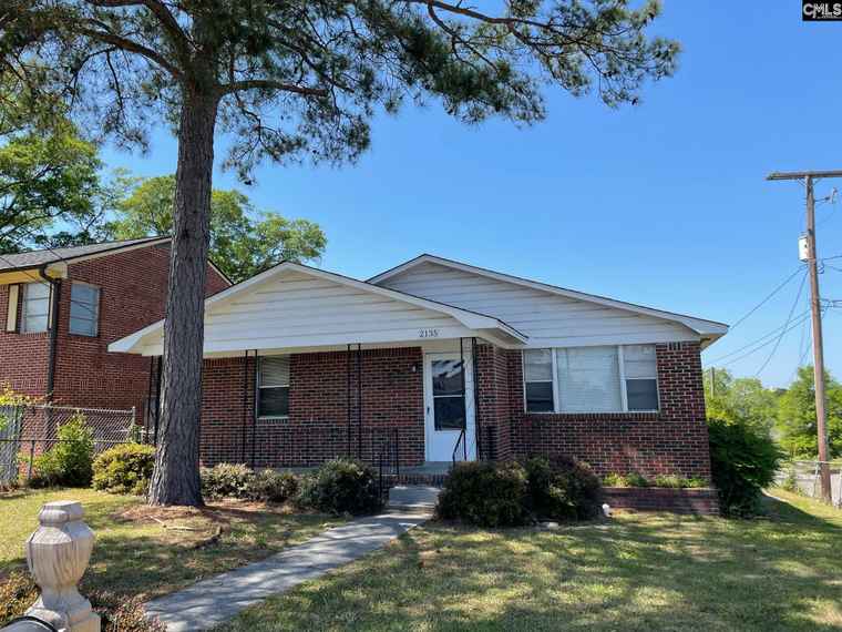 Photo of 2135 Barhamville Rd Columbia, SC 29204