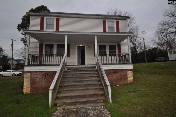 605 O Neal St Newberry Sc 29108 4 Beds 2 Baths
