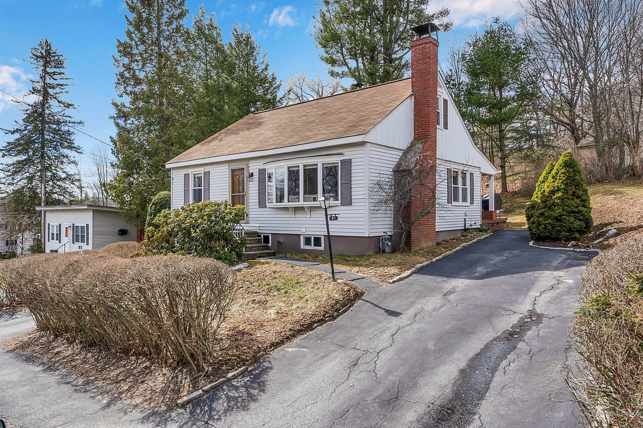 97 Western Ave Auburn Me 04210 Mls 1490334 Redfin