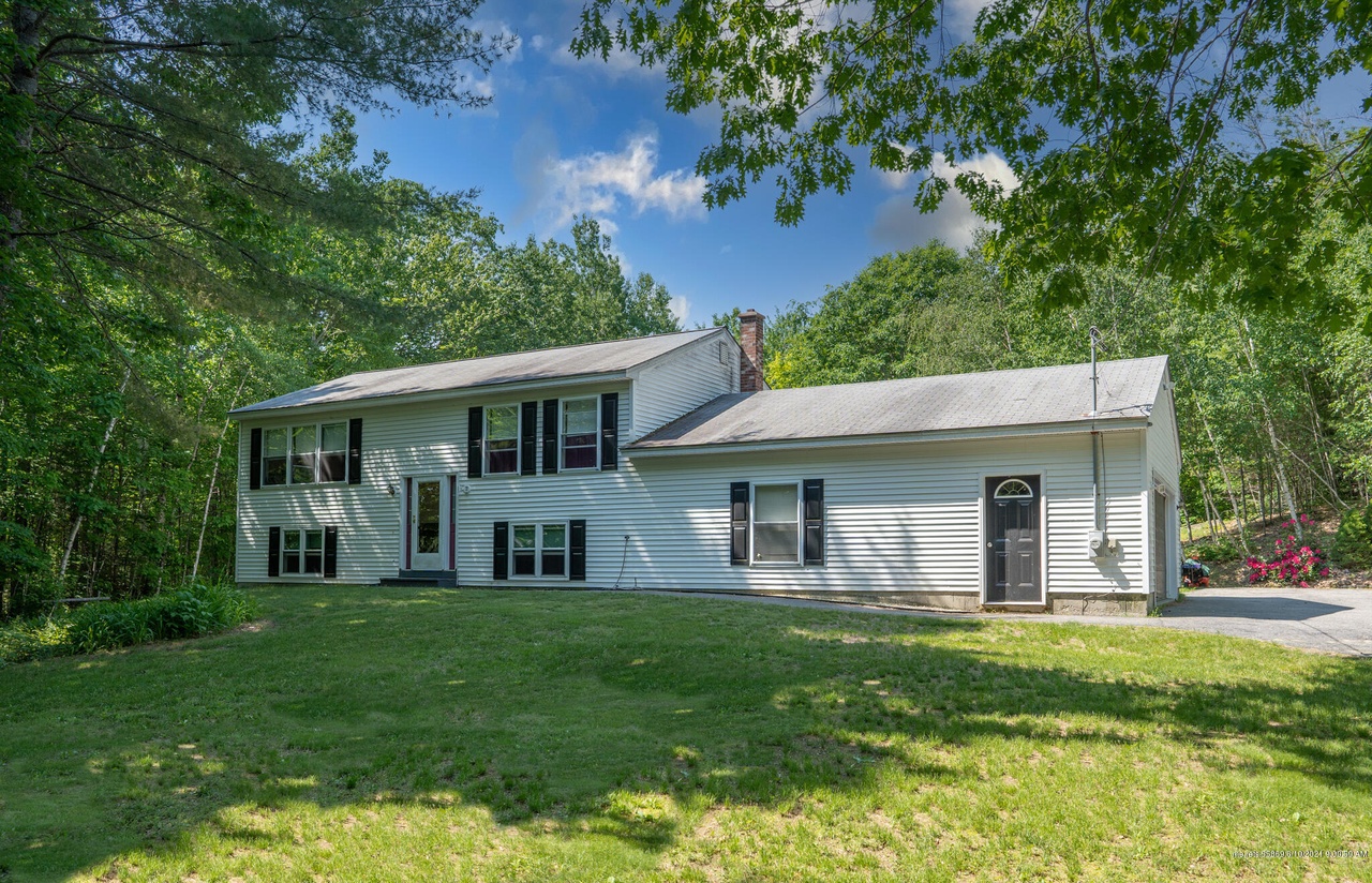 681 Station Rd, Hebron, ME 04238 MLS 1493921 Redfin