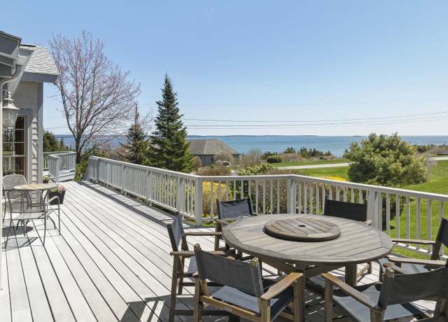 Property at 11 Blueberry Rdg, Harpswell, ME 04066, 3 beds, 3 baths