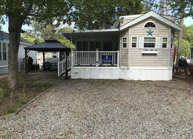 Property at 27 Ocean Park Rd #266, Old Orchard Beach, ME 04064, 1 bed, 1 bath