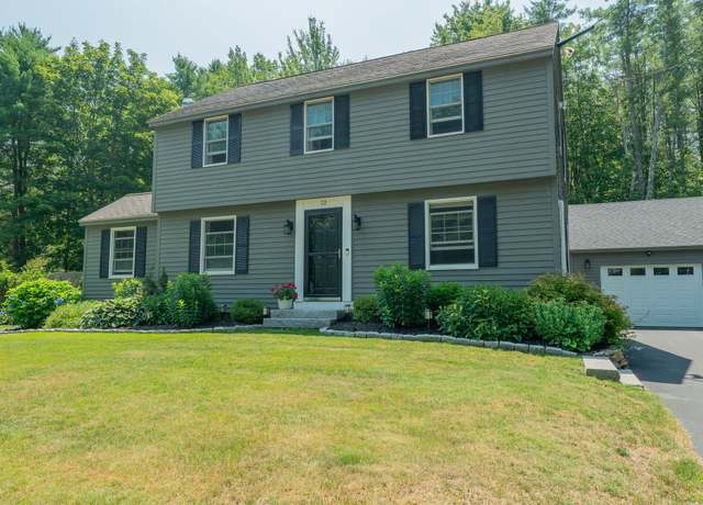 Property at 32 Pleasant Hill Rd, Falmouth, ME 04105, 4 beds, 1.5 baths