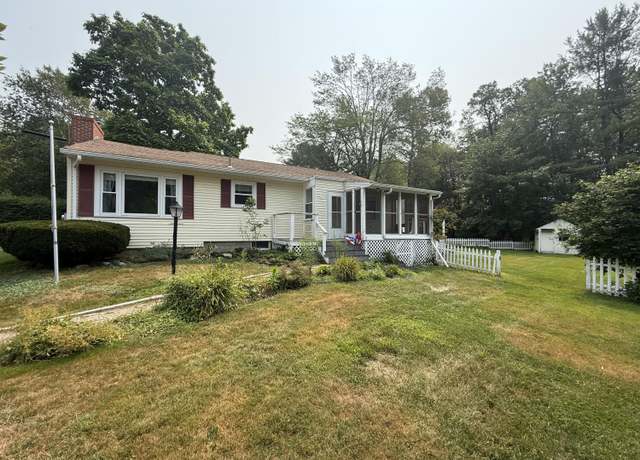 Property at 10 Intervale Rd, Kennebunk, ME 04043, 3 beds, 1 bath