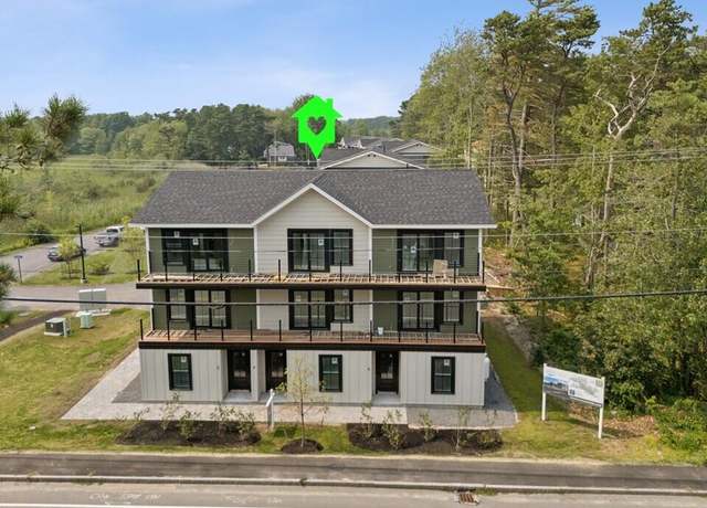 Property at 4 Overlook Dr #2, Old Orchard Beach, ME 04064, 2 beds, 2.5 baths