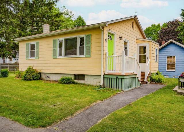 Property at 68 Park Ave, Old Orchard Beach, ME 04064, 1 bed, 1 bath
