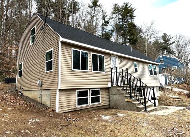 Property at 67 Narragansett St, Gorham, ME 04038, 4 beds, 1.5 baths