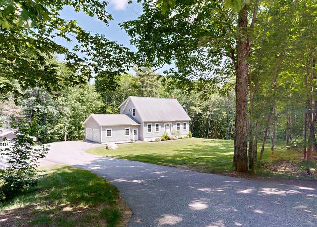 Property at 31 Pond Ridge Dr, Lewiston, ME 04240, 4 beds, 2 baths