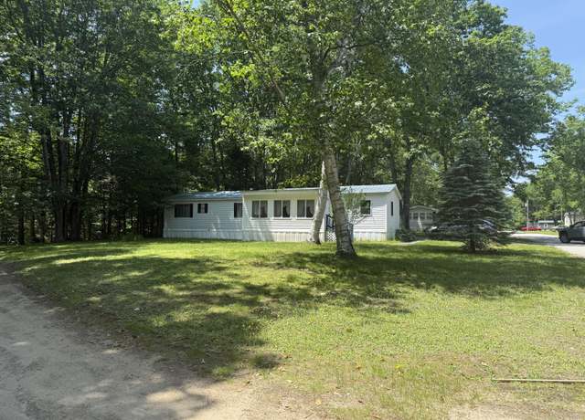 Property at 29 Sunset Ln, Alfred, ME 04002, 2 beds, 1 bath