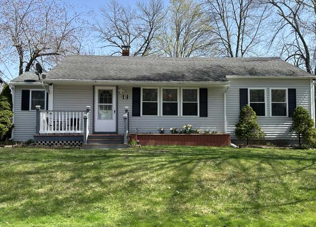 Property at 5 Prospect St, Saco, ME 04072, 3 beds, 1 bath