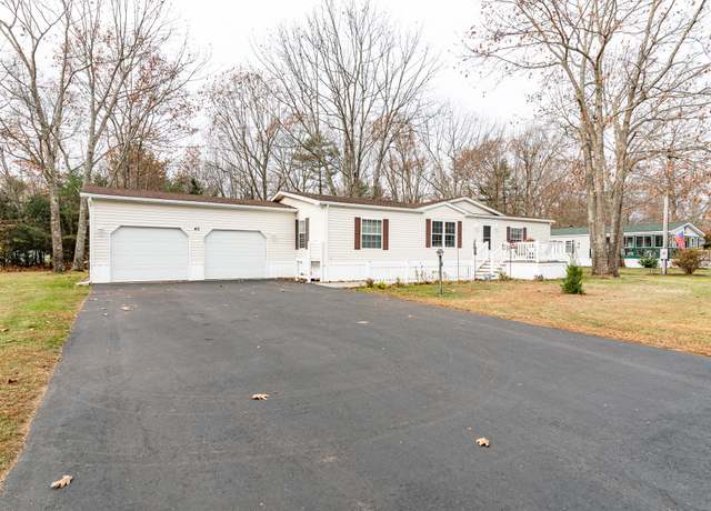 Property at 40 Lady Slipper Ln, Alfred, ME 04002, 3 beds, 2 baths
