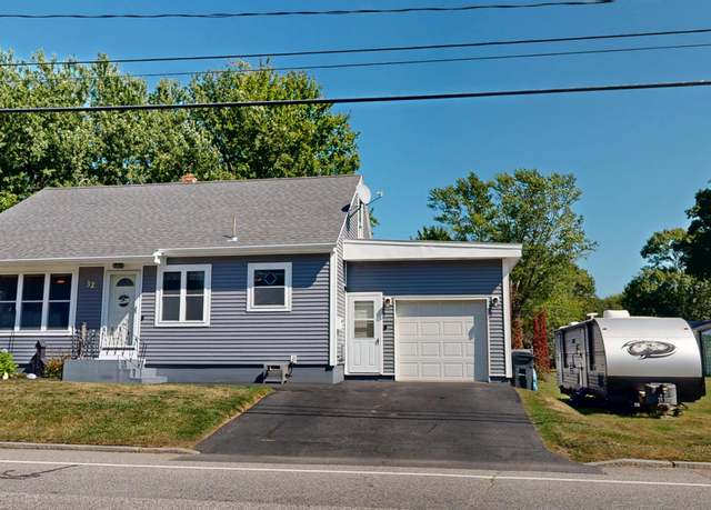 Property at 32 Rideout Ave, Lewiston, ME 04240, 4 beds, 1 bath